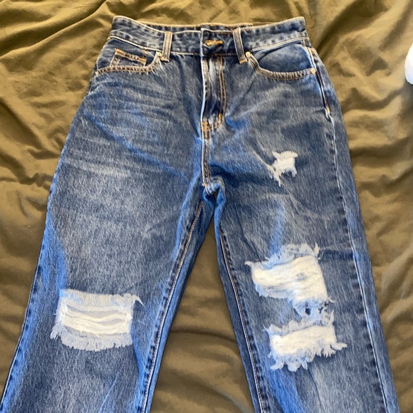 Fashion nova jeans never worn - Picture 1 of 4